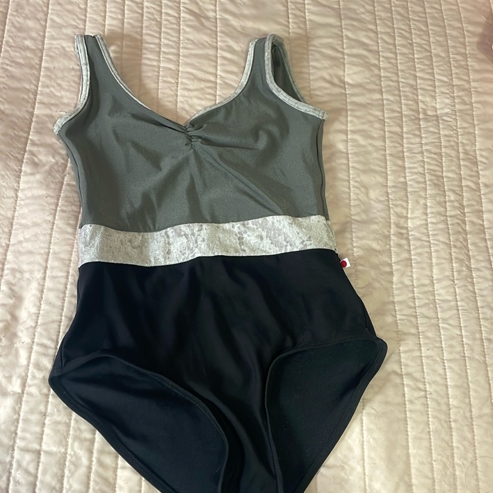 Yumiko ballet leotard